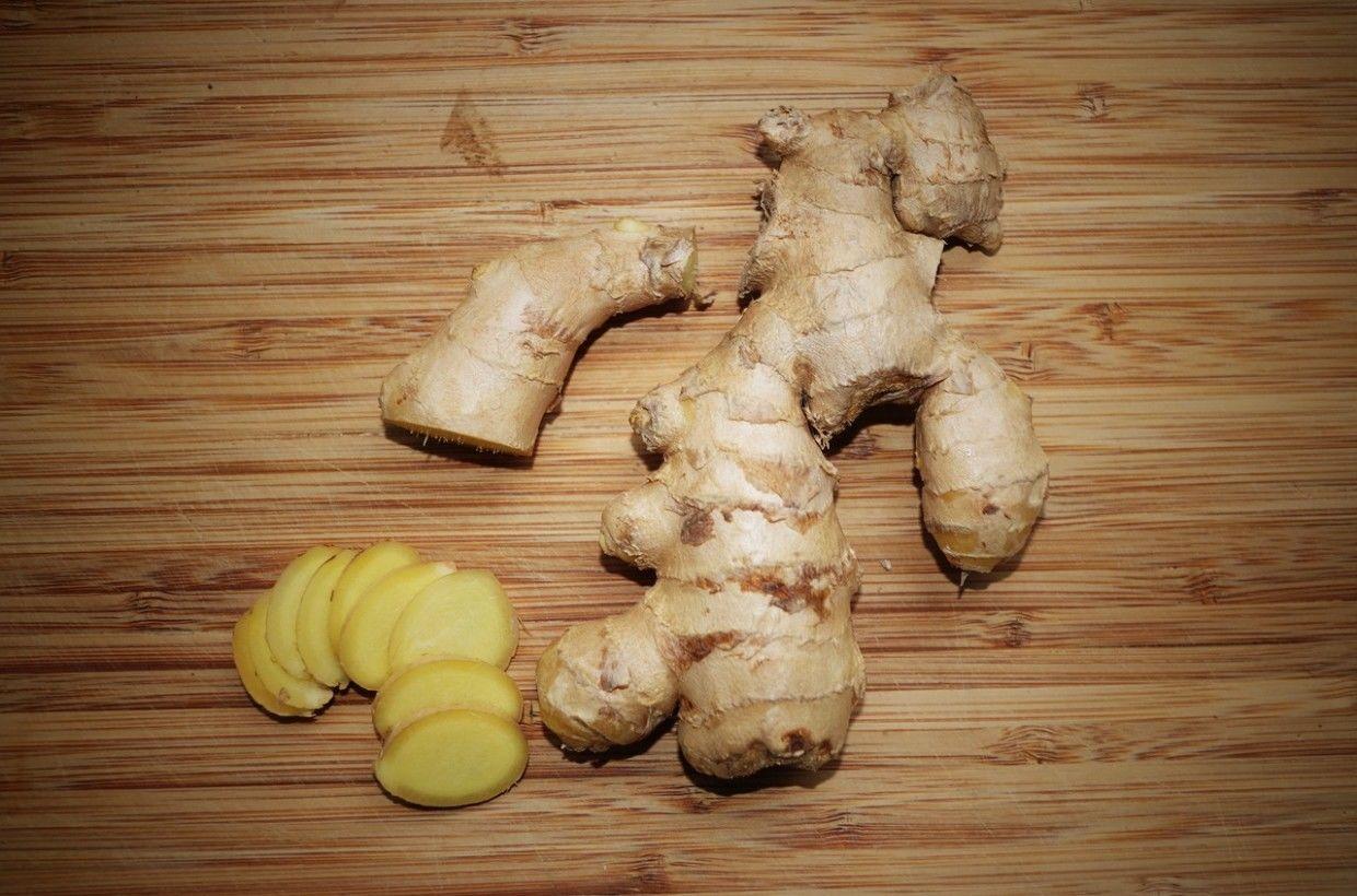Cara Ampuh Menghilangkan Bau Mulut Secara Alami dengan Bahan Alami yang Tersedia di Dapur Cara Ampuh Menghilangkan Bau Mulut Secara Alami dengan Bahan Alami yang Tersedia di Dapur